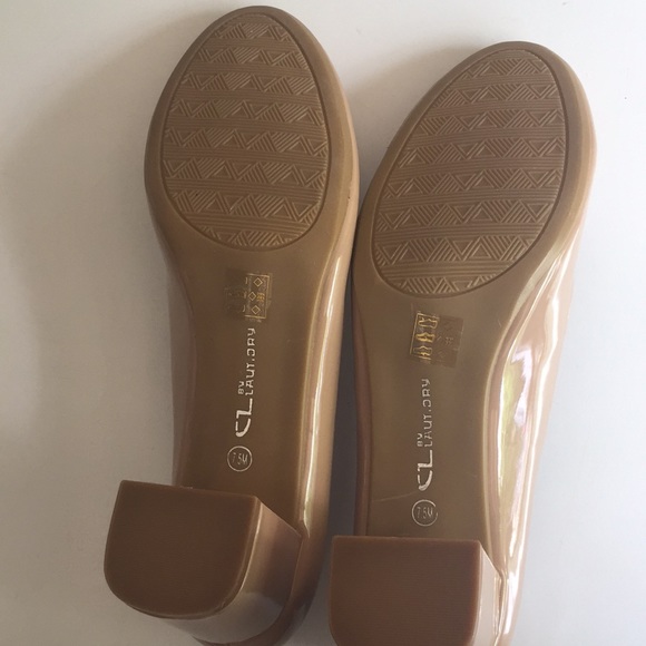 Ada style Chinese Laundry - Picture 6 of 16